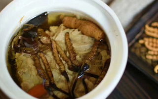 鴨子冬蟲夏草怎么煲湯好？掌握 3 個(gè)關(guān)鍵，燉出鮮醇滋補(bǔ)靚湯