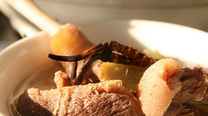 怎么燉冬蟲(chóng)夏草湯好喝？掌握 3 個(gè)關(guān)鍵，湯鮮營(yíng)養(yǎng)不浪費(fèi)